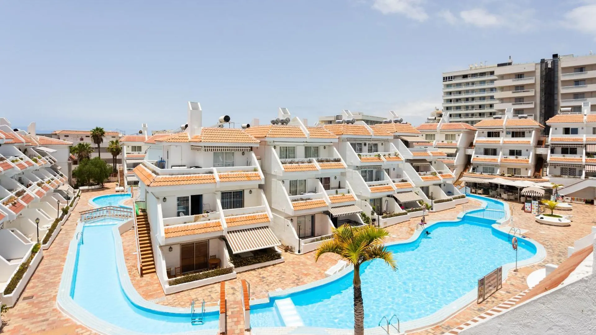 Home2Book Las Americas Escape, Pool & Terrace Арона
